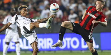 Beşiktaş galibiyeti uzatmalarda kaçırdı