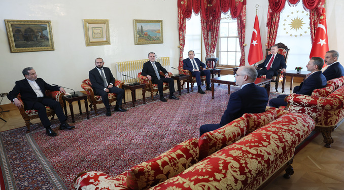 Cumhurbaşkanı Erdoğan 4 ülkenin Dışişleri Bakanı ile görüştü