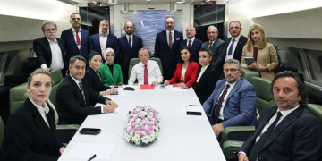 Cumhurbaşkanı Erdoğan’dan Bahçeli’ye övgü