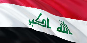 Irak hava sahasını uçuşlara kapattığını duyurdu