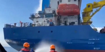 Marmara Denizi’nde gemi yangını: 2 ölü