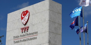 TFF’den maçlarda saygı duruşu ve siyah bant kararı