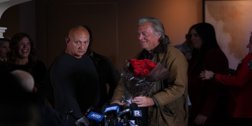 Trump’ın danışmanı Bannon tahliye edildi