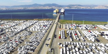 10 ayda otomotiv ihracatı 30 milyar doları aştı