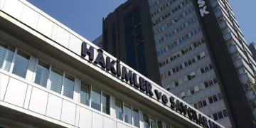 332 hakim ve savcının görev yeri değişti