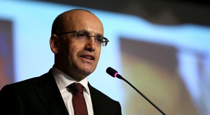 Bakan Şimşek: Sanayi hariç sektörlerde yıllık büyüme devam ediyor
