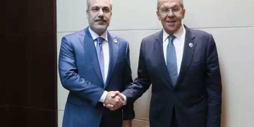 Dışişleri Bakanı Fidan, Lavrov ile telefonda görüştü