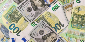 Döviz mevduatına talep geriledi