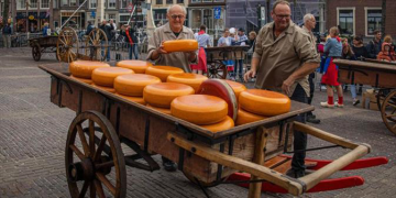 Fenerbahçe ‘peynir pazarı’nda