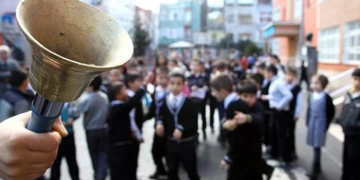 İlk tatil zili yarın çalacak