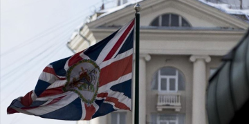 İngiltere’den İranlı şirketlere yaptırım kararı