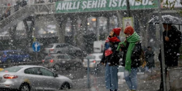 Meteoroloji 53 il için sarı ve turuncu kodlu uyarıda bulundu: Kar geliyor
