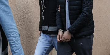 Sahte altınla yakalanan 3 kişi gözaltına alındı