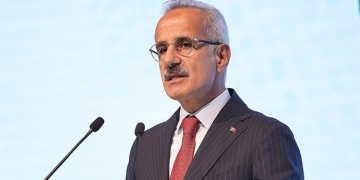 Halep ve Şam havalimanlarına teknik ekip gönderilecek