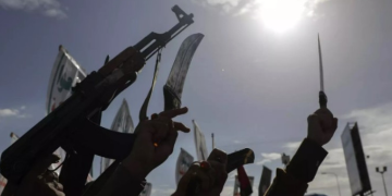 Husiler 5 ABD gemisine saldırı düzenledi