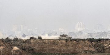 İsrail’den işgale devam açıklaması