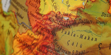 Kırgızistan’daki FETÖ okulları Maarif Vakfı’na devredildi