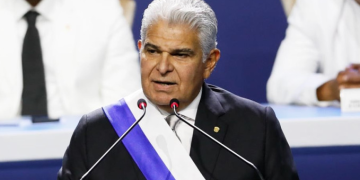 Panama Devlet Başkanı’ndan Trump’a yanıt: Kanal bize ait öyle kalacak