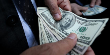 Vatandaşın döviz mevduatı 3 milyar dolar azaldı