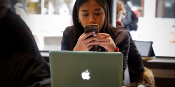 Apple’ın ‘Siri’ davası: Kullanıcılara 20 dolar ödenecek