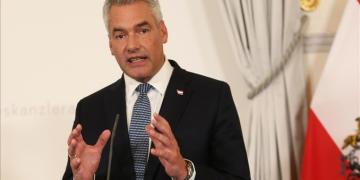 Avusturya Başbakanı Nehammer istifa edeceğini açıkladı