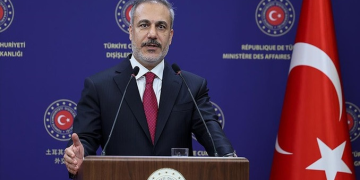 Bakan Fidan’dan PKK/YPG’ye askeri harekat mesajı