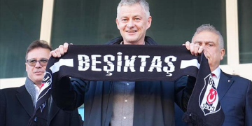 Beşiktaş Solskjaer’i KAP’a bildirdi