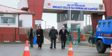 DEM Parti heyetinden Figen Yüksekdağ’a ziyaret