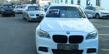 Deprem hasarlı otomobiller ile ‘change’ yapan çeteye darbe