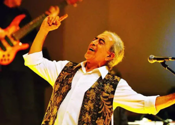 Edip Akbayram yoğun bakıma alındı