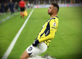 En-Nesyri için tarihi teklif: Fenerbahçe’den Suudi ekibine net yanıt!