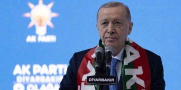 Erdoğan: Terör örgütü kendini feshetmeli silahlar gömülmeli