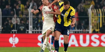 Fenerbahçe, Olimpik Lyon ile berabere kaldı