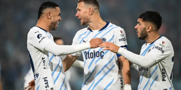 Fenerbahçe, Adana Demirspor deplasmanında farklı kazandı