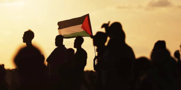 İsrail’in esir tuttuğu 90 Filistinli serbest bırakıldı