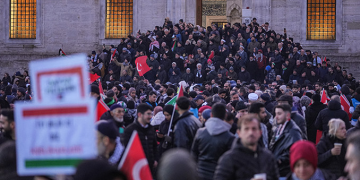 İstanbul’da tarihi buluşma: Yüz binler Gazze için yürüdü