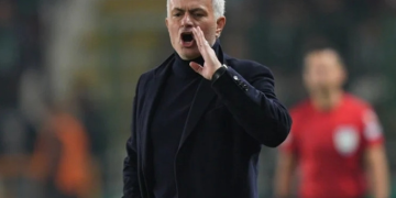 Mourinho’dan dikkat çeken çıkış: Bazı maçların hikayesi önceden yazılıyor