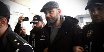 Rıza Akpolat görevden uzaklaştırıldı!