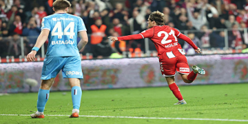 Samsunspor-Trabzonspor maçındaki 82 taraftara yasal işlem başlatıldı