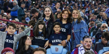 Trabzonspor-Sivasspor maçında tribünler renklenecek