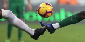 Türk futbolu uluslararası transferlere ne kadar harcadı?