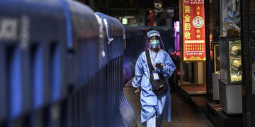 ABD: Kovid-19’un Vuhan’daki bir laboratuvardan çıktığı doğru