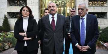 DEM Partili Bakırhan: Öcalan tarihi çağrı yapacak