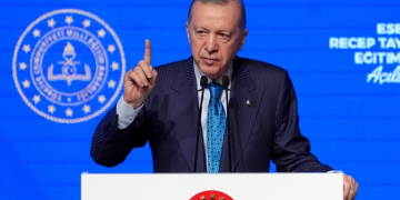 Erdoğan: Şiddetle mücadelede tavizsiz politika izliyoruz