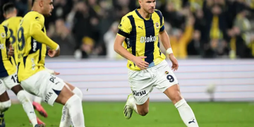 Fenerbahçe evinde Çaykur Rizespor’u 3-2 mağlup etti