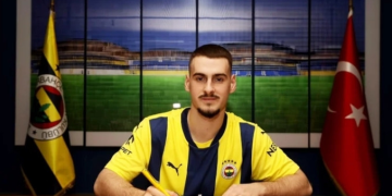 Fenerbahçe transferi duyurdu: 4,5 yıllık sözleşme imzalandı
