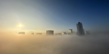 İstanbul ve Çanakkale sis altında