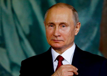 Putin: Yakında hepsi sahibinin ayaklarına kapanacak!