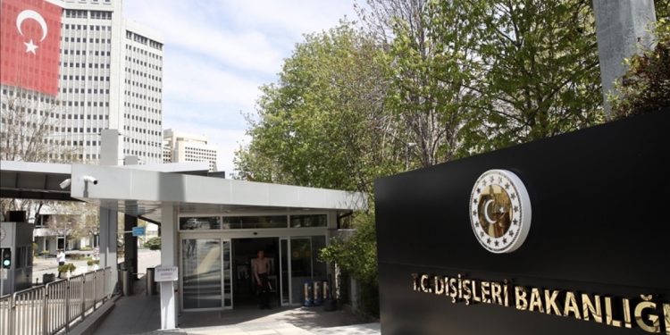 Ankara’dan Azerbaycan-Ermenistan Washington zirvesine tam destek