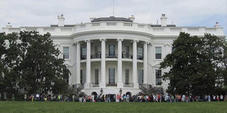 Moody’s’ten Beyaz Saray’ı panikleten analiz